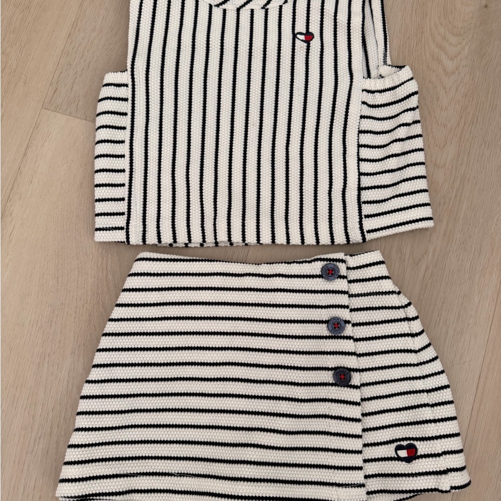 Tommy Hilfiger 4T Striped Knit Top and Skort Set with Heart Logo - Black & White